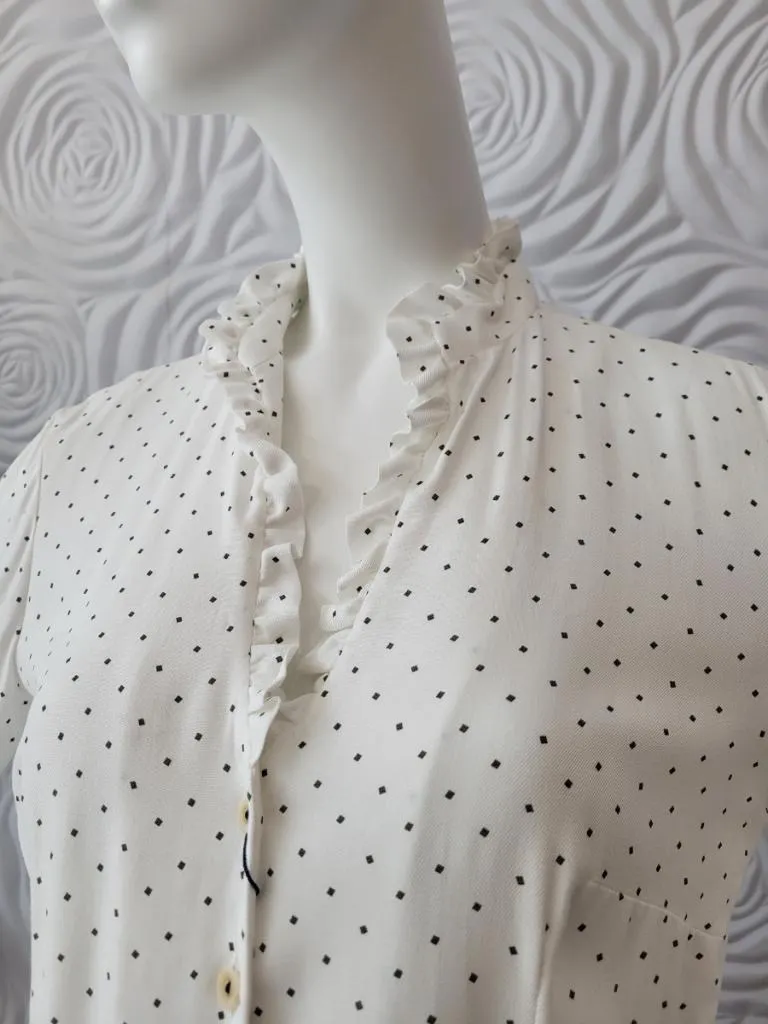 Bariloche Natural Ruffled Neck Shirt