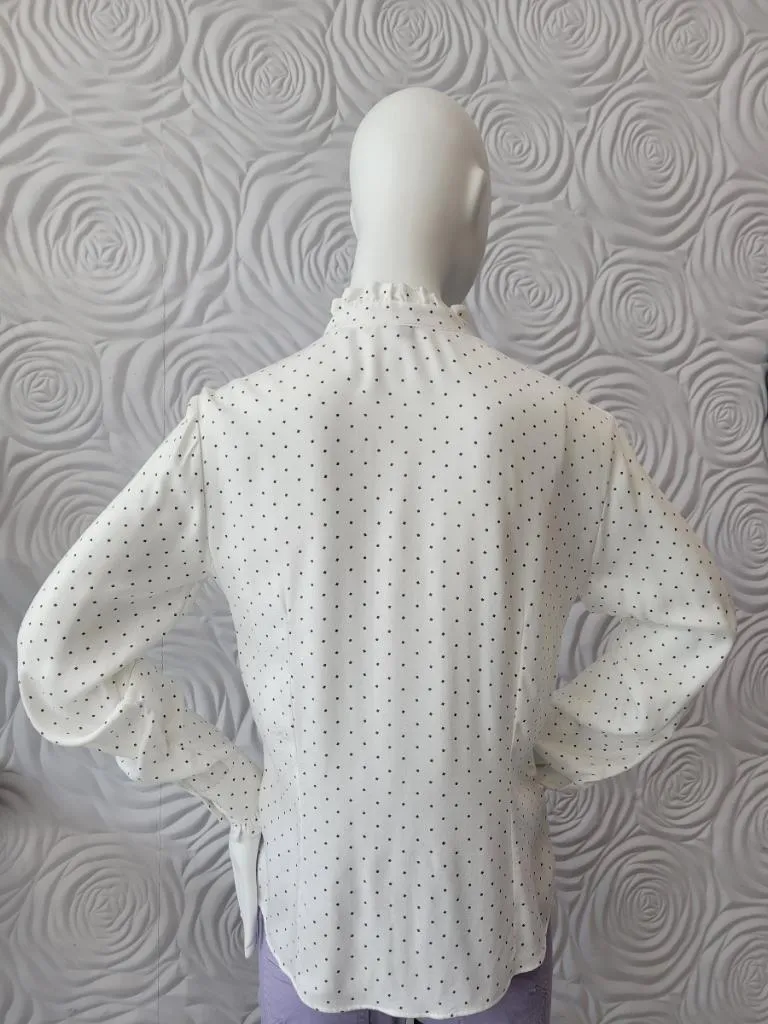 Bariloche Natural Ruffled Neck Shirt
