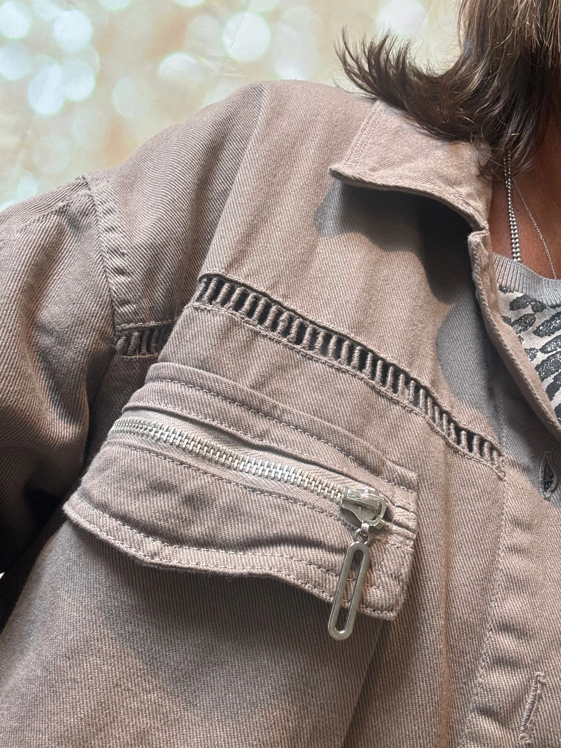 Studio  Shacket