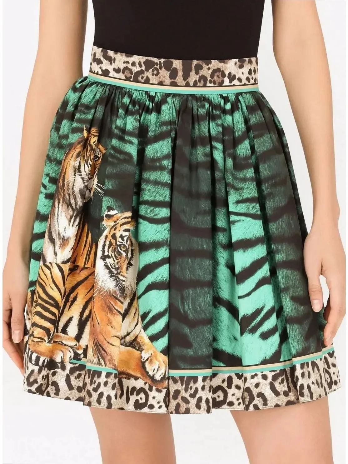 Women’s Animal-Printed Pleated Skirt